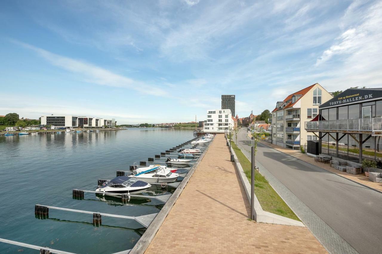 Luxury City Center Harbour Apartment 2 Bedroom Sønderborg Zewnętrze zdjęcie