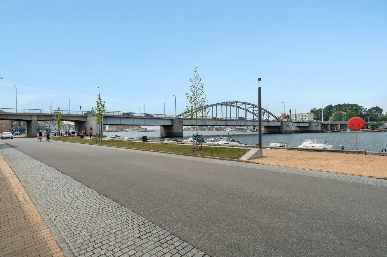 Luxury City Center Harbour Apartment 2 Bedroom Sønderborg Zewnętrze zdjęcie