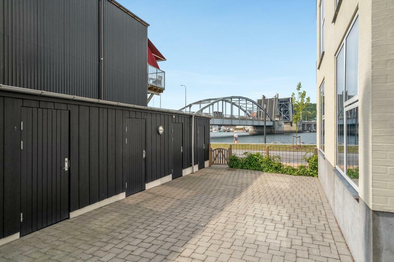 Luxury City Center Harbour Apartment 2 Bedroom Sønderborg Zewnętrze zdjęcie